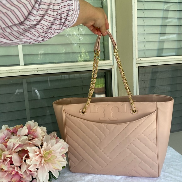 Tory Burch tote - Picture 3 of 9